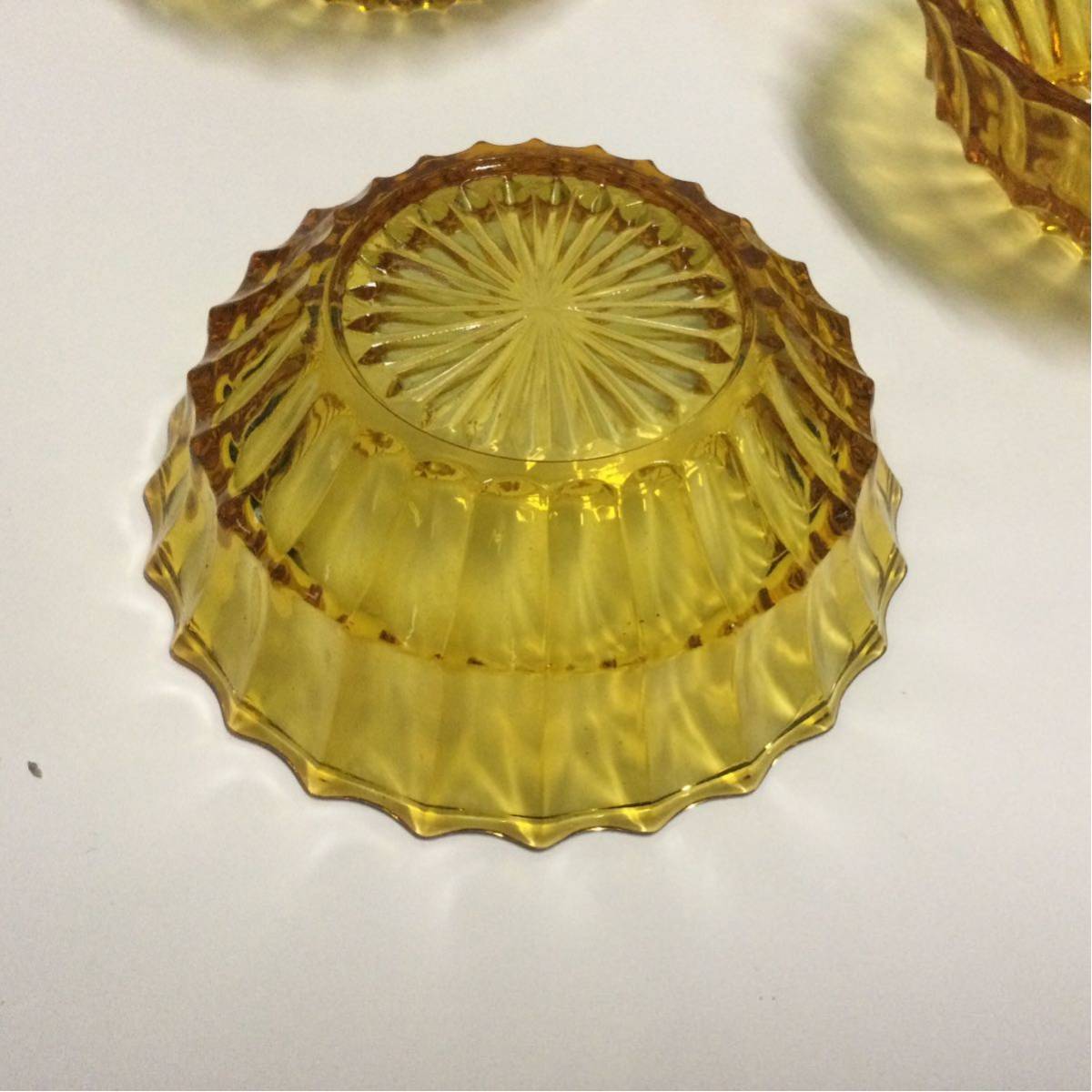 昭和レトロ ガラス食器 ガラス皿 9個セット 琥珀色 飴色 アンティークの画像2
