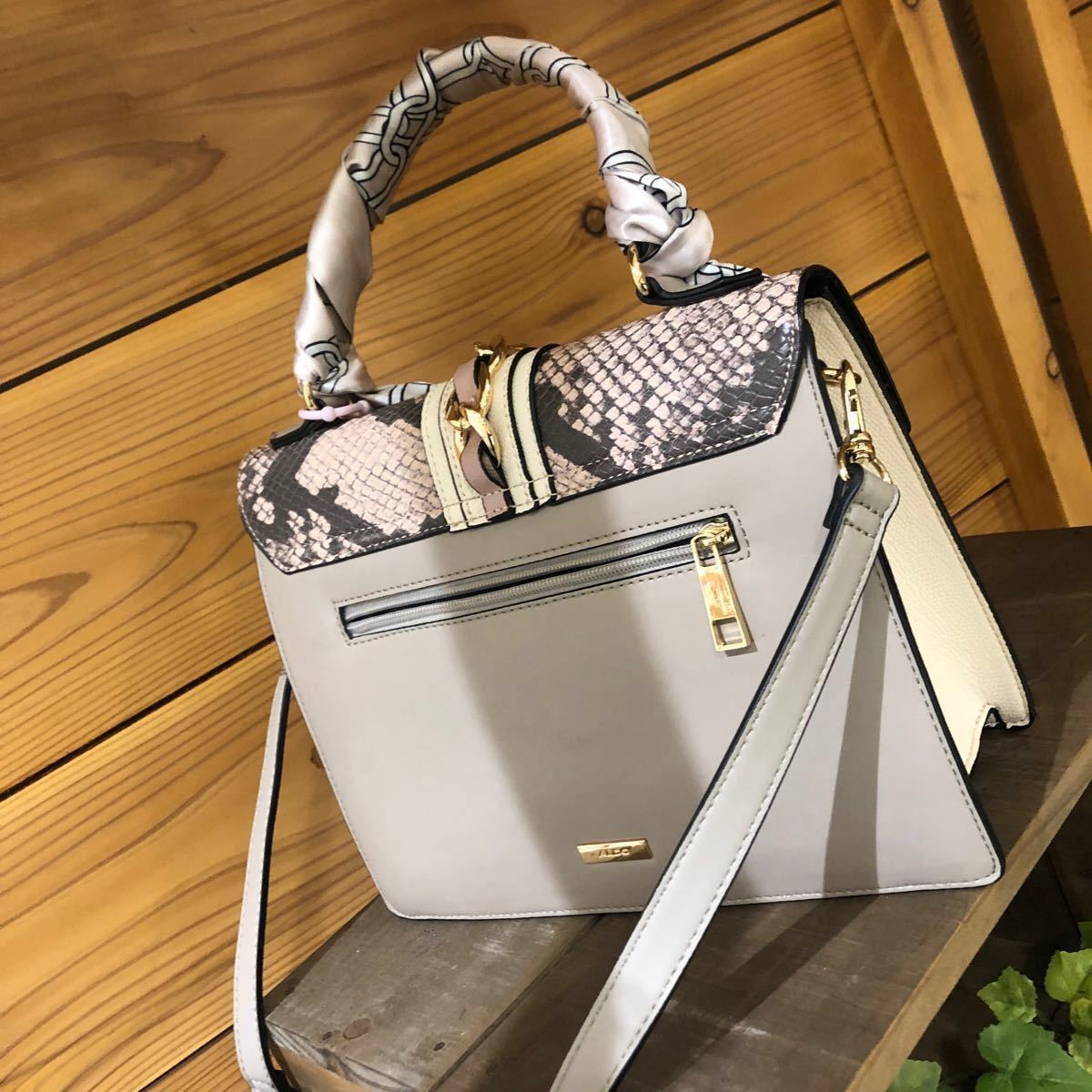 ALDO バッグ ピンク スカーフ パイソン パイソン柄 パイソン ALDO バッグ ピンク スカーフ パイソン パイソン柄 パイソン
