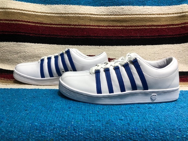 大特価得価 ヤフオク! ケースイス CLASSIC 88 WHI... - 新品30%OFF K-SWISS 数量限定定番