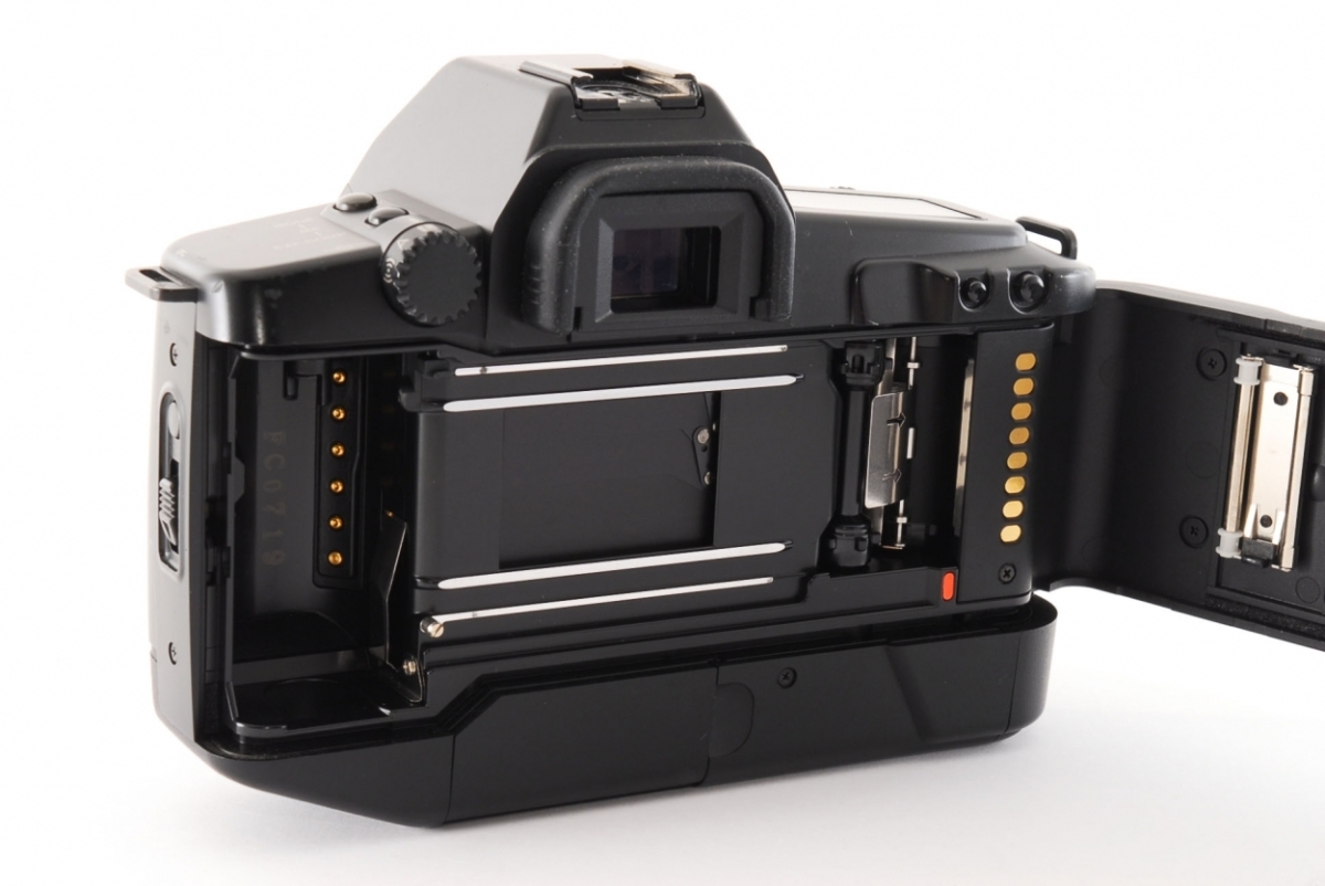 Canon EOS 620 キャノン EFマウント用 フィルム一眼カメラ | www