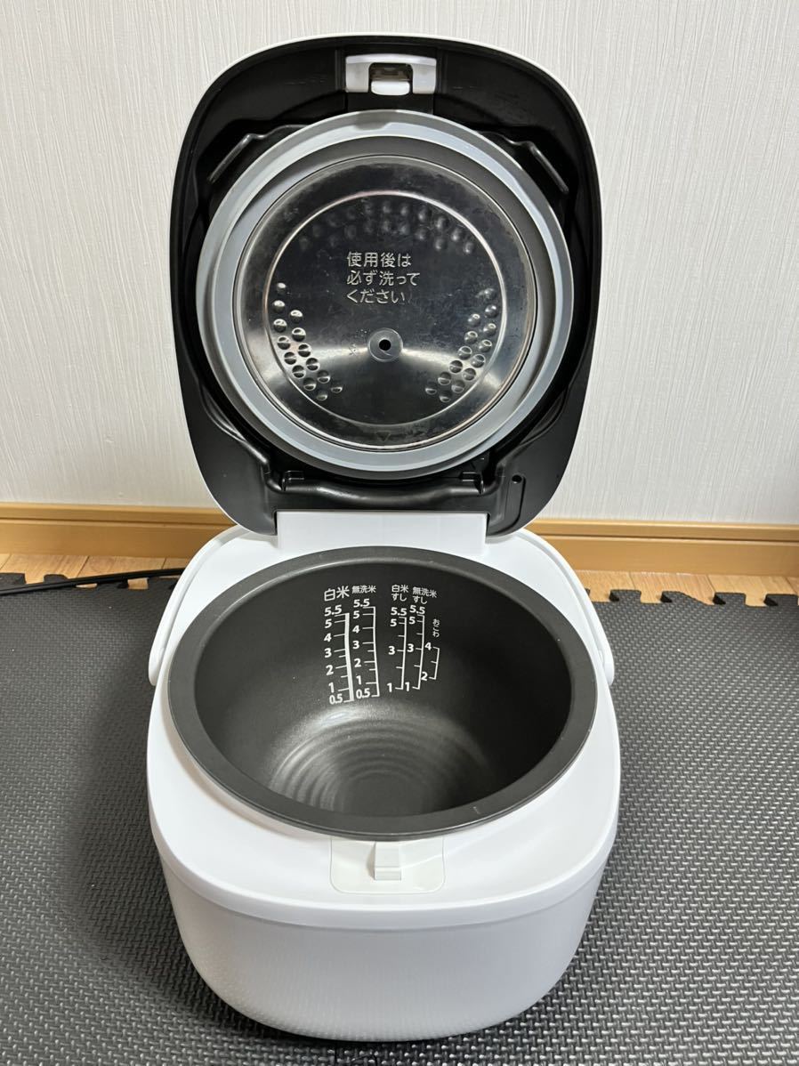 東芝IHジャー炊飯器　20年製炊飯器 5.5合 東芝 RC-10RM IH炊飯ジャー _画像3