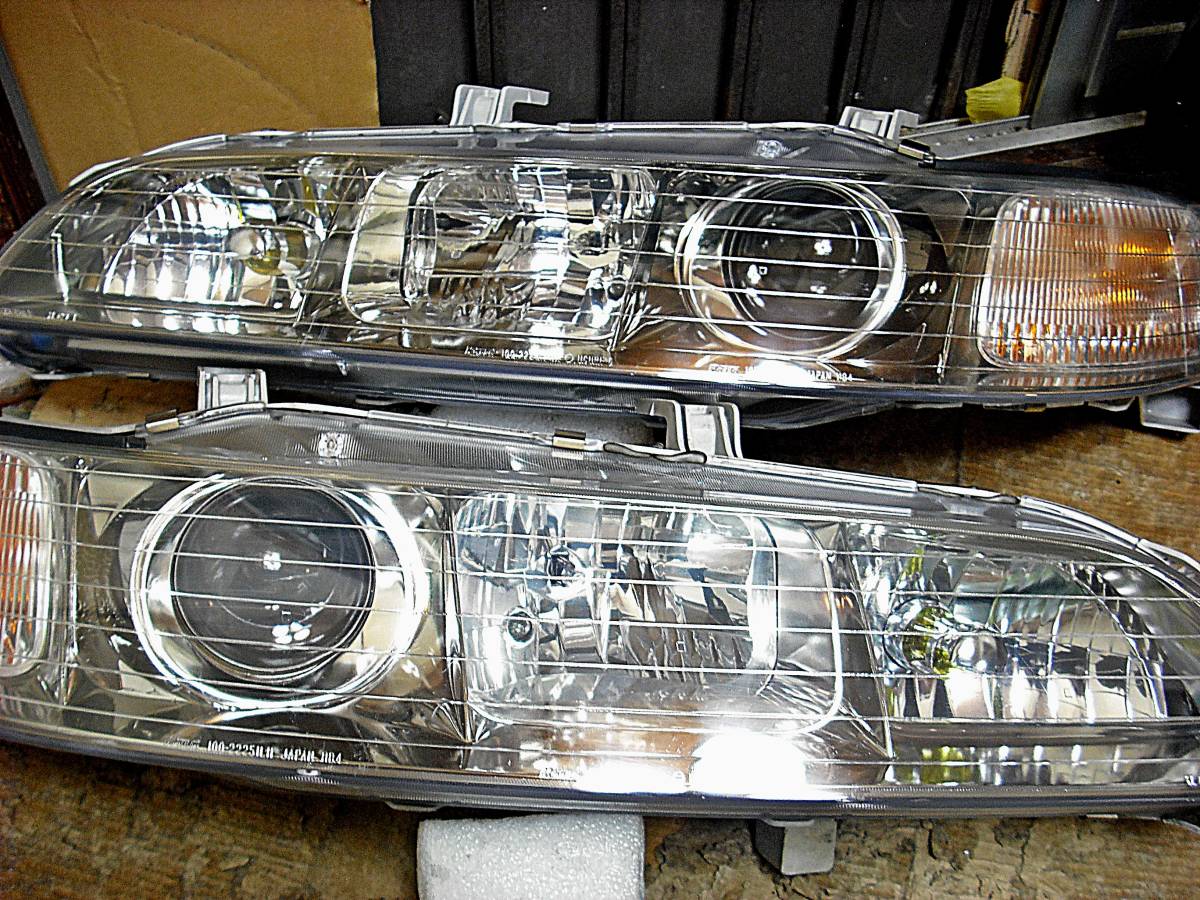 美品 ホンダ純正 インテグラ 後期 DC1 DC2 DB6 DB8 ヘッドライト左右