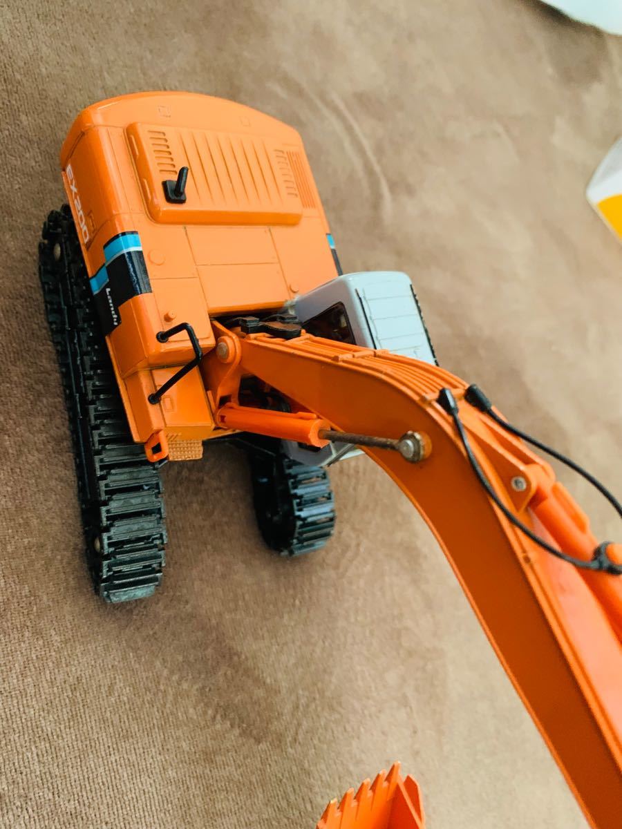 人気TOP 【未開封】油圧ショベル Amazon KOMATSU 模型 プラモデル