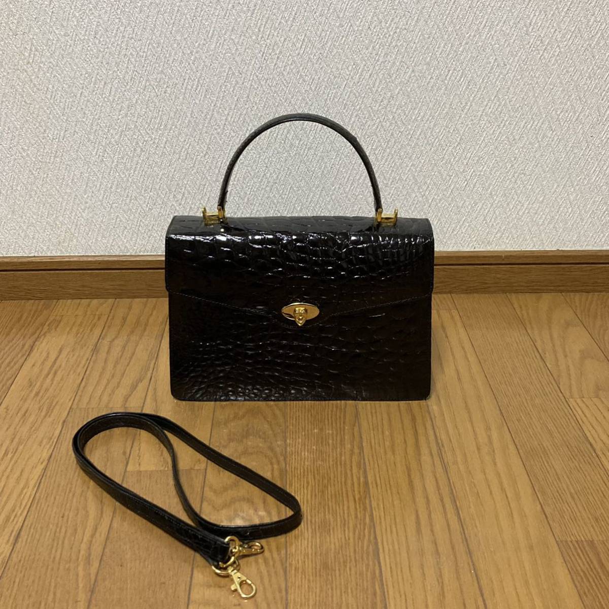 布袋付き!Genuine Crocodile Skin 高級品 本革 クロコダイル 鰐皮