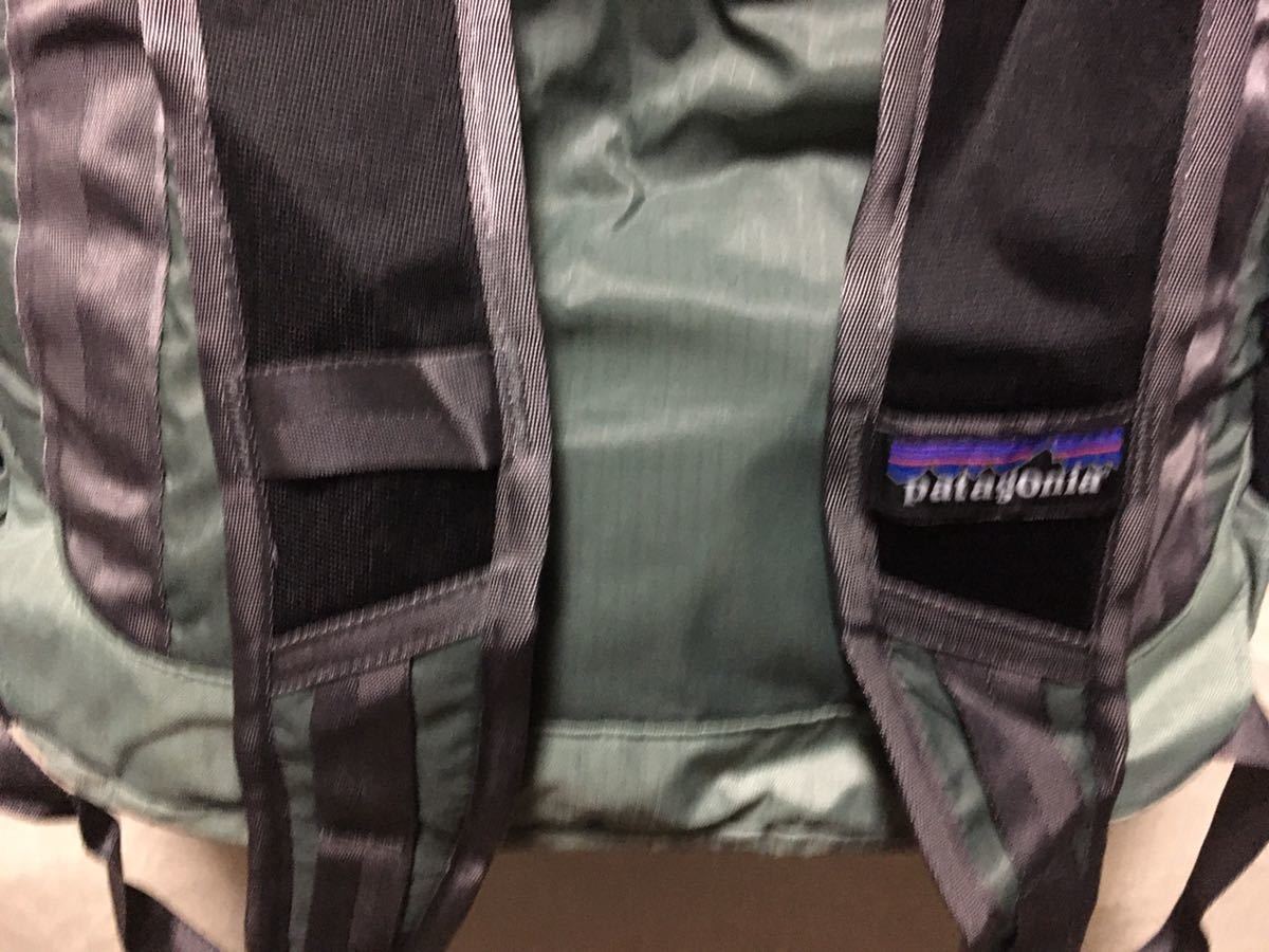 新品 patagonia 旧 ライトウェイトトラベルトート FA14 廃番希少 新品 patagonia 旧 ライトウェイトトラベルトート FA14 廃番希少