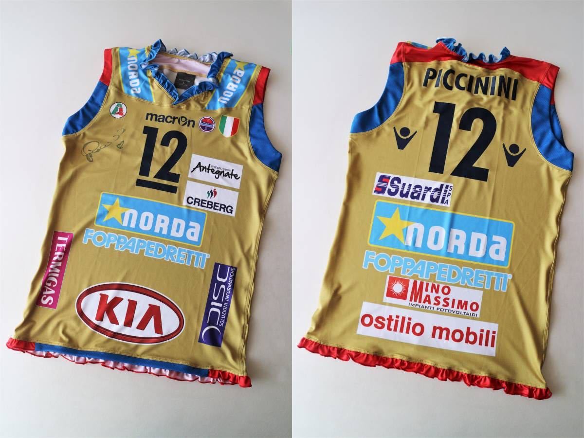 Yahoo!オークション - 【特別出品】イタリア女子バレー代表選手 Yahoo!オークション - 【特別出品】イタリア女子バレー代表選手