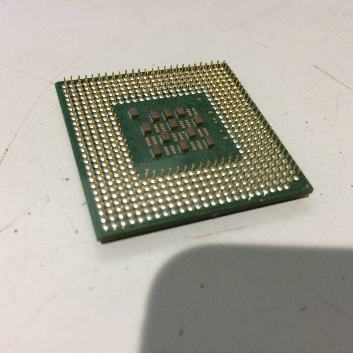  secondhand goods intel Pentium4 2.4CGHz L2:512KB FSB:800MHz present condition goods ②