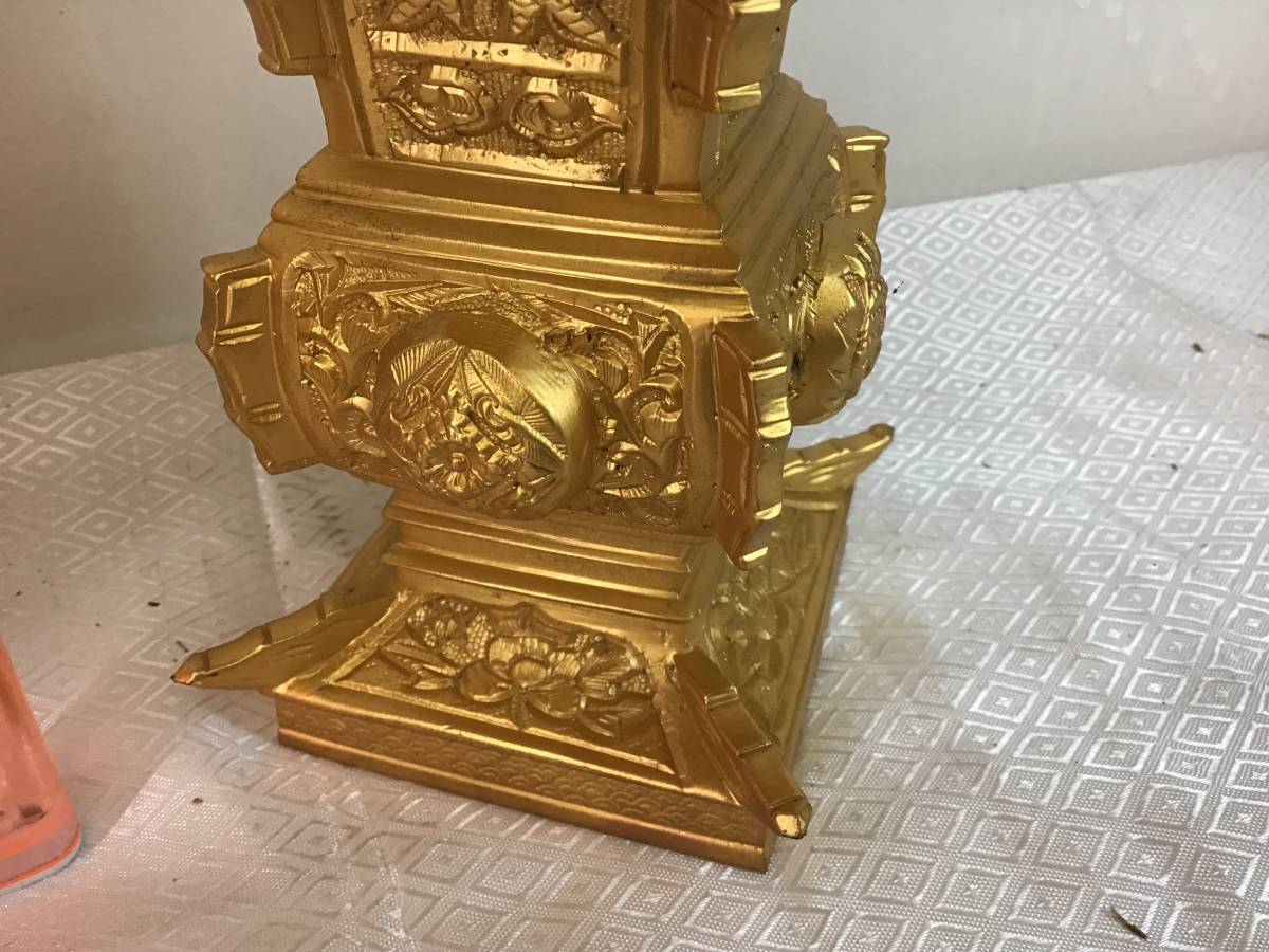 6732円 渡金の消し金仕上げの花立 五具足で28万の品 高さ13.5 6732円 渡金の消し金仕上げの花立 五具足で28万の品 高さ13.5