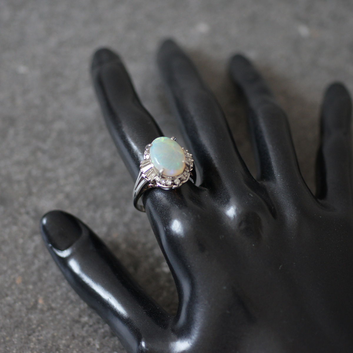Pt 900 0.66ct 2.84ct 10g 15号 アクセサリー オパール ジュエリー ...