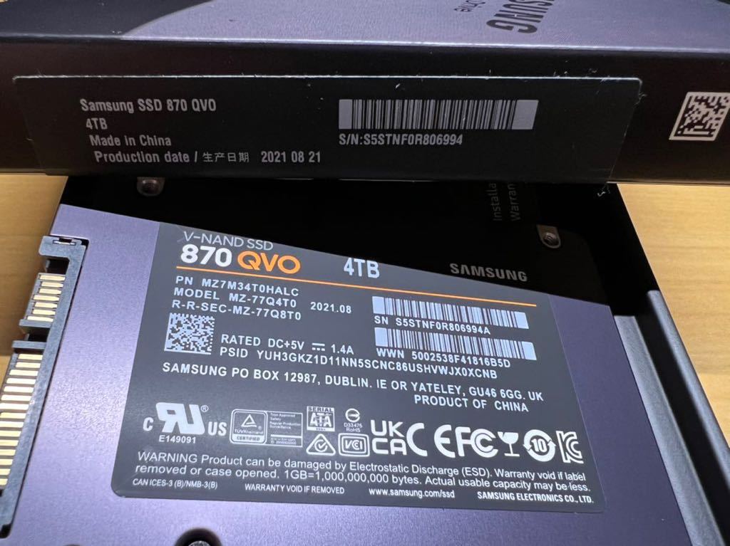 新品近い」Samsung SSD 870 QVO 4TB Samsung 870 QVO 4TB 2.5インチ SSD MZ-77Q4T0