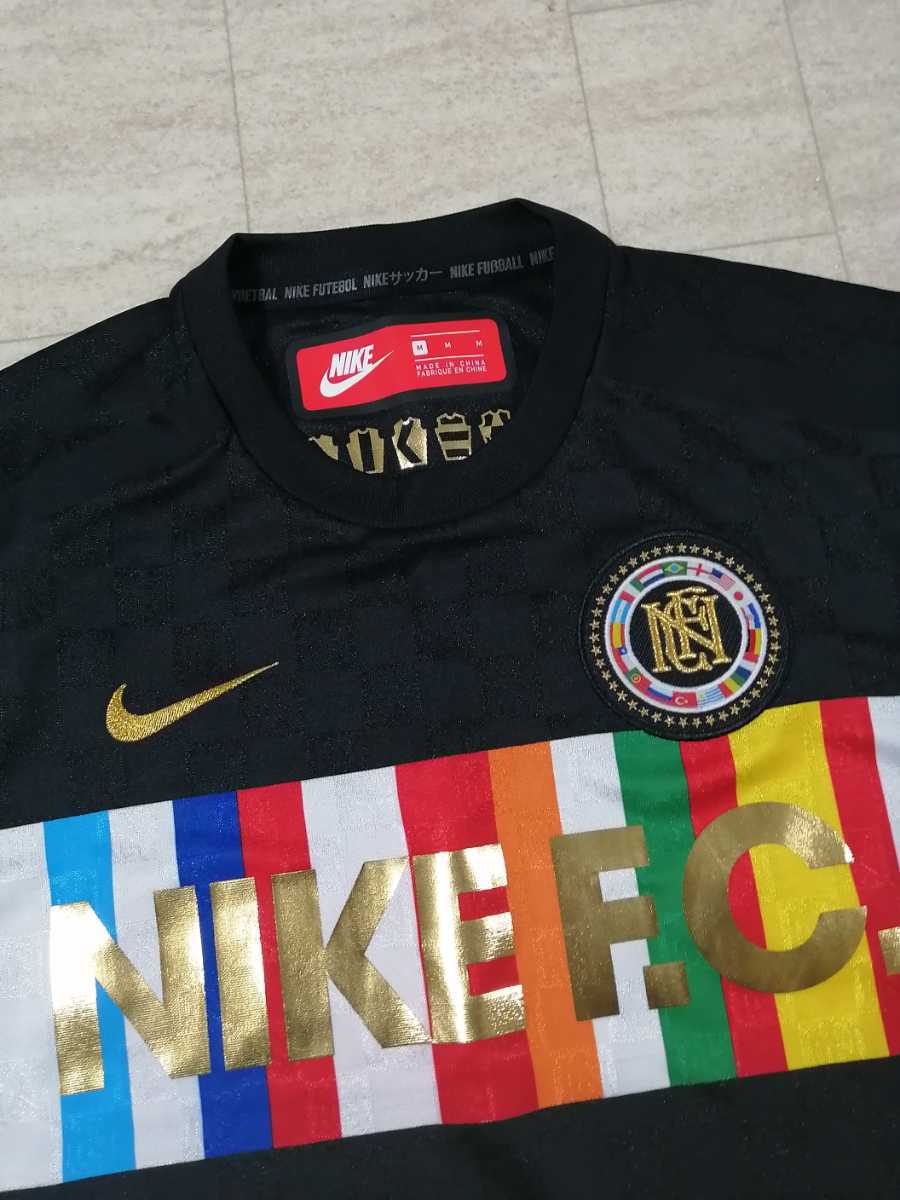 サイズ:M タグ付き未使用品 定価:9000＋税NIKE F.C. 半袖Tシャツ マルチカラー ナイキ FC 国旗 サッカー W杯 フットボール の画像2