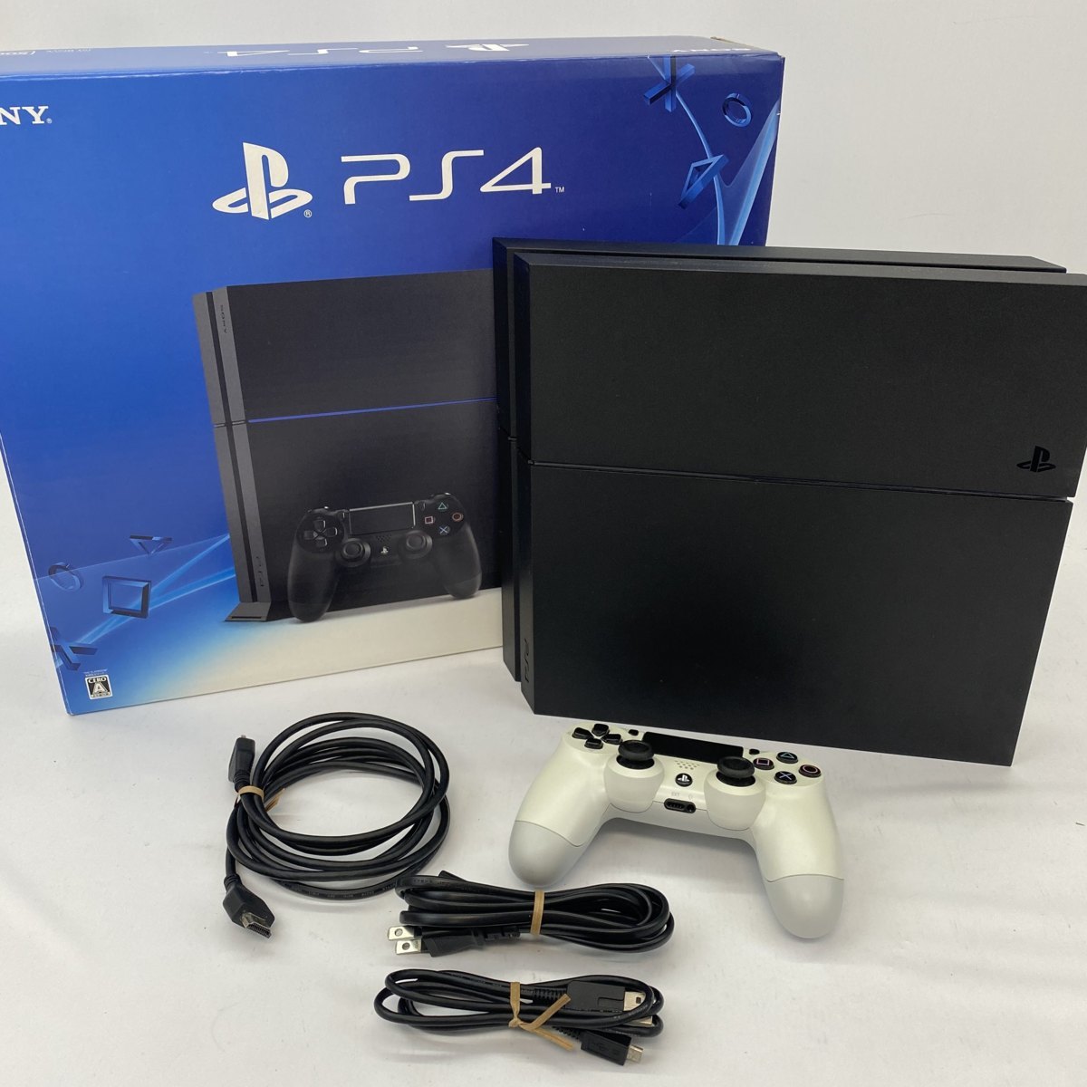 05Y7756 ★1円～【PS4】PlayStation 4 ジェット・ブラック 500GB (CUH-1200A) 動作確認済み 中古品_画像1