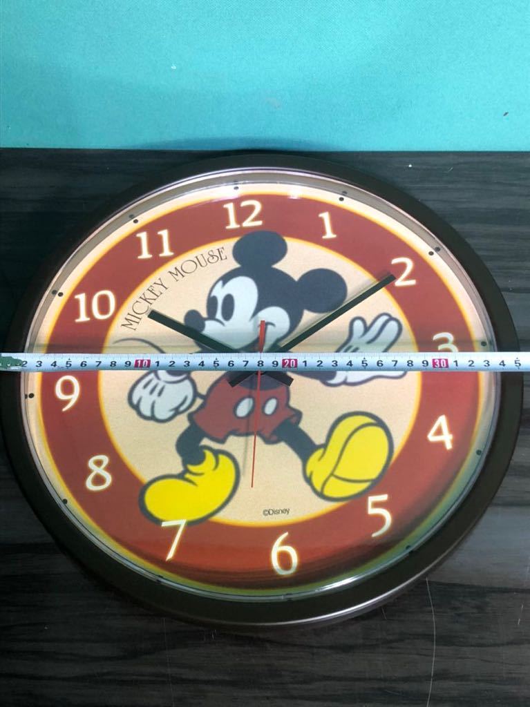 ☆未使用品目☆35センチ　壁掛け時計 ミッキー マウス ディズニー 人気 おしゃれ インテリア ディスプレイ アート_画像4