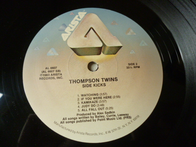 Thompson Twins / Side Kicks 名盤 NEW WAVE UK POP オリジナルUS盤 LP Love On Your Side / Lies / Watching / Kamikaze 収録 試聴の画像4