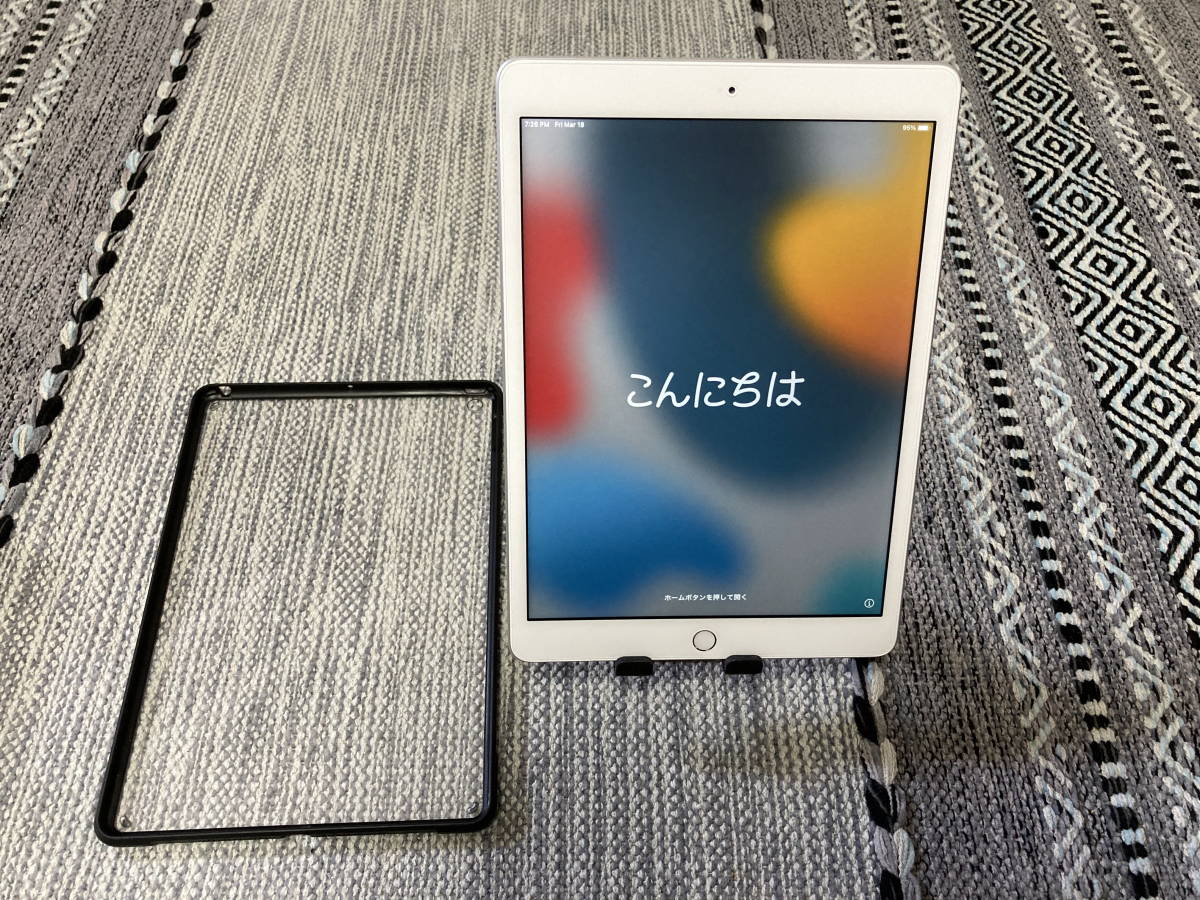 iPad Wi-Fi 10.2インチ 第8世代 128GB MYLE2J/A シルバー