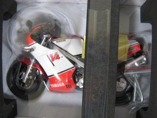 未使用】スパーク 1/12 ヤマハ RD500 LC(YAMAHA RZV500