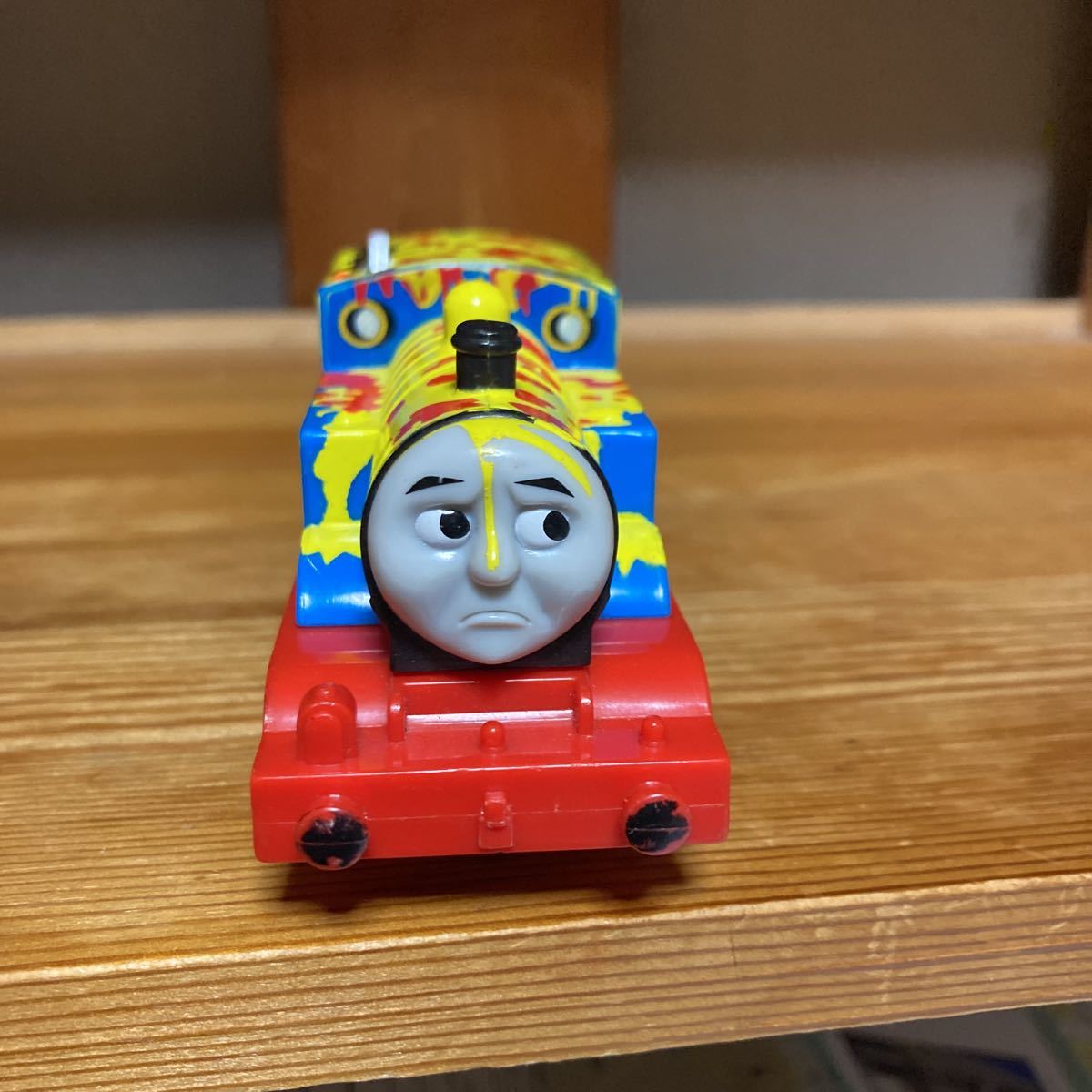 トラックマスタートーマスシリーズ ペンキをかぶったトーマス 激 トラックマスタートーマスシリーズ ペンキをかぶったトーマス 激