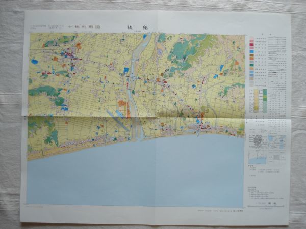 [ plot of land use map ]. exemption 1:25,000 Showa era 52 year issue / Kochi . river . red hill block earth . electro- iron earth . line Kochi airport Kochi large agriculture part capital ... map Shikoku country plot of land ..