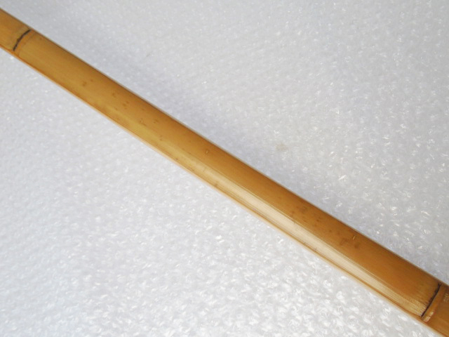 弓道 竹弓 和弓 小倉紫峯 梓 在銘 並寸 全長 約221cm 弓道 竹弓 和弓 小倉紫峯 梓 在銘 並寸 全長 約221cm