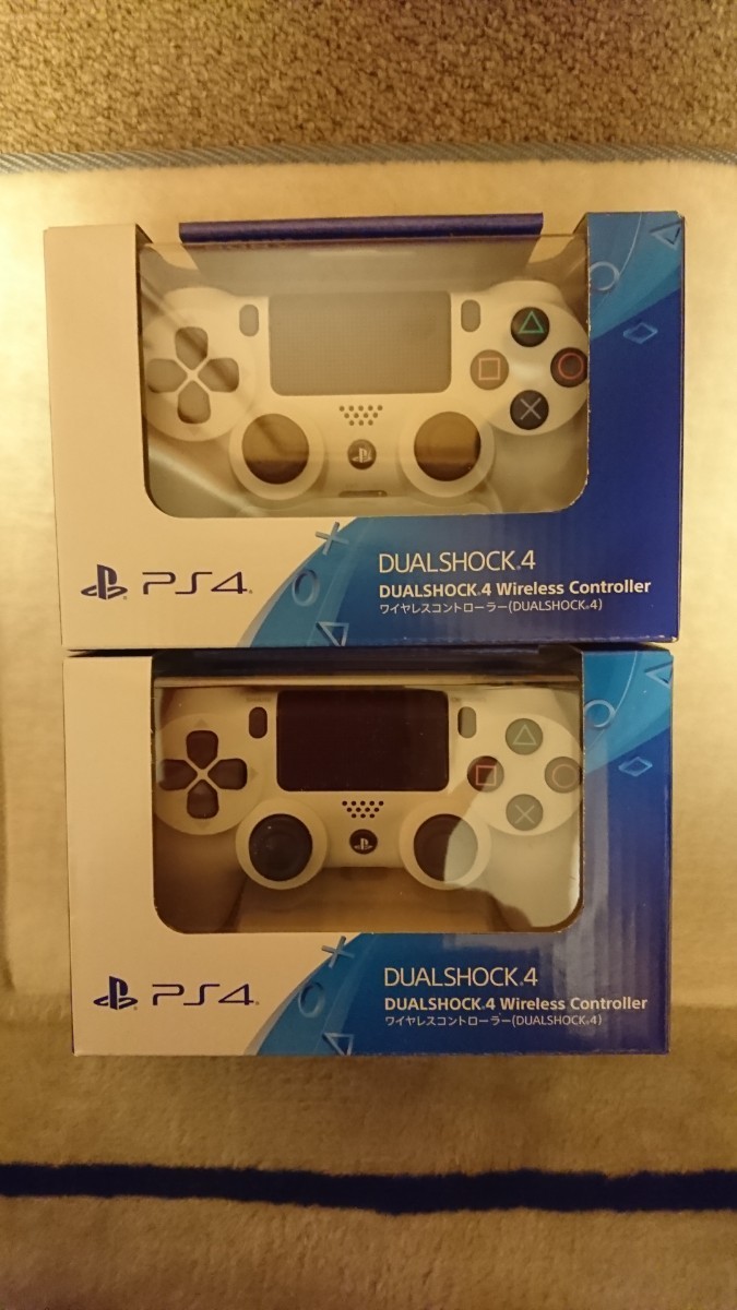 ワイヤレスコントローラー DUALSHOCK4 PS4 ホワイト2箱set