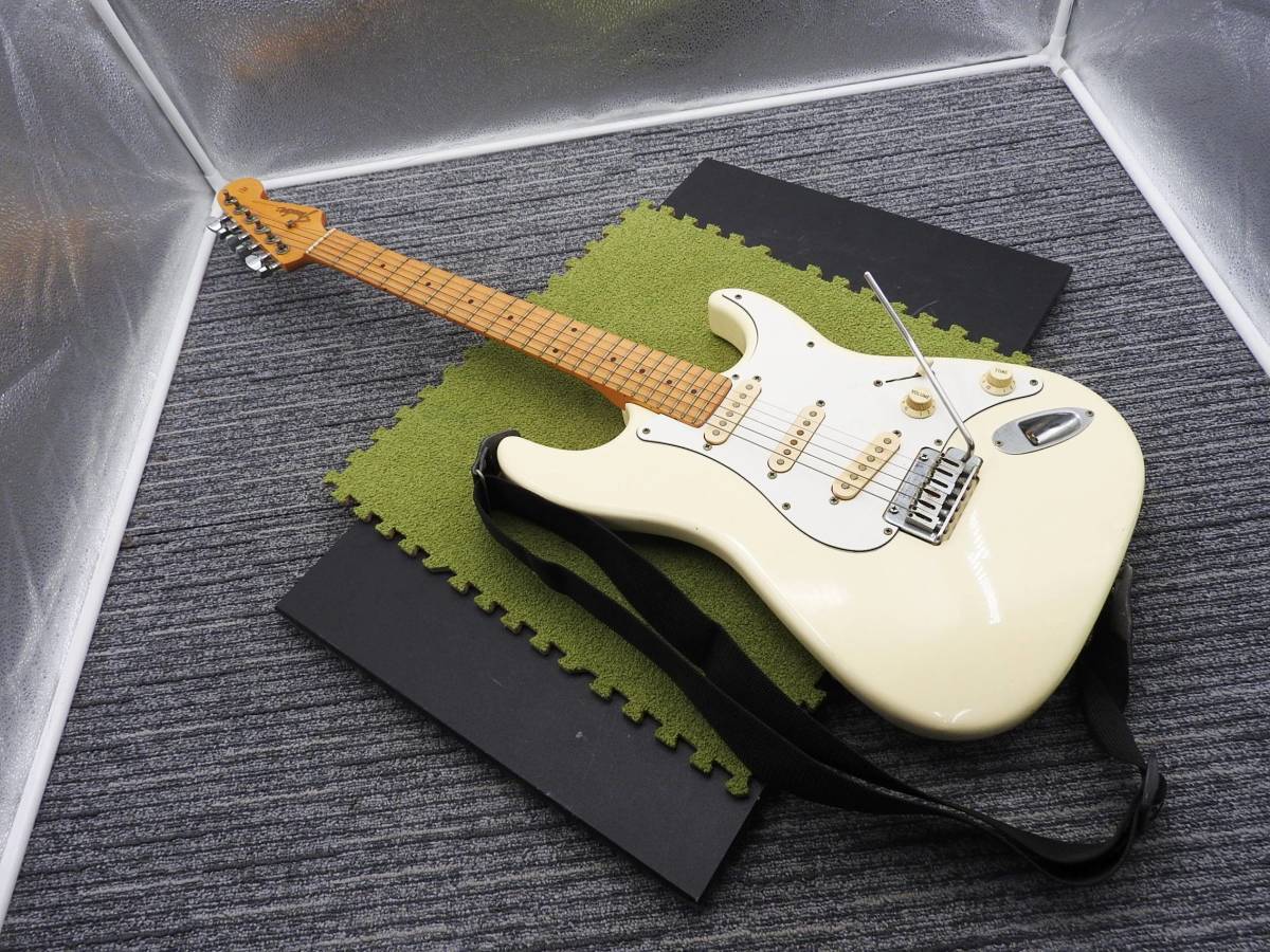 ヤフオク! - Fender フェンダージャパン エレキギター STS-55