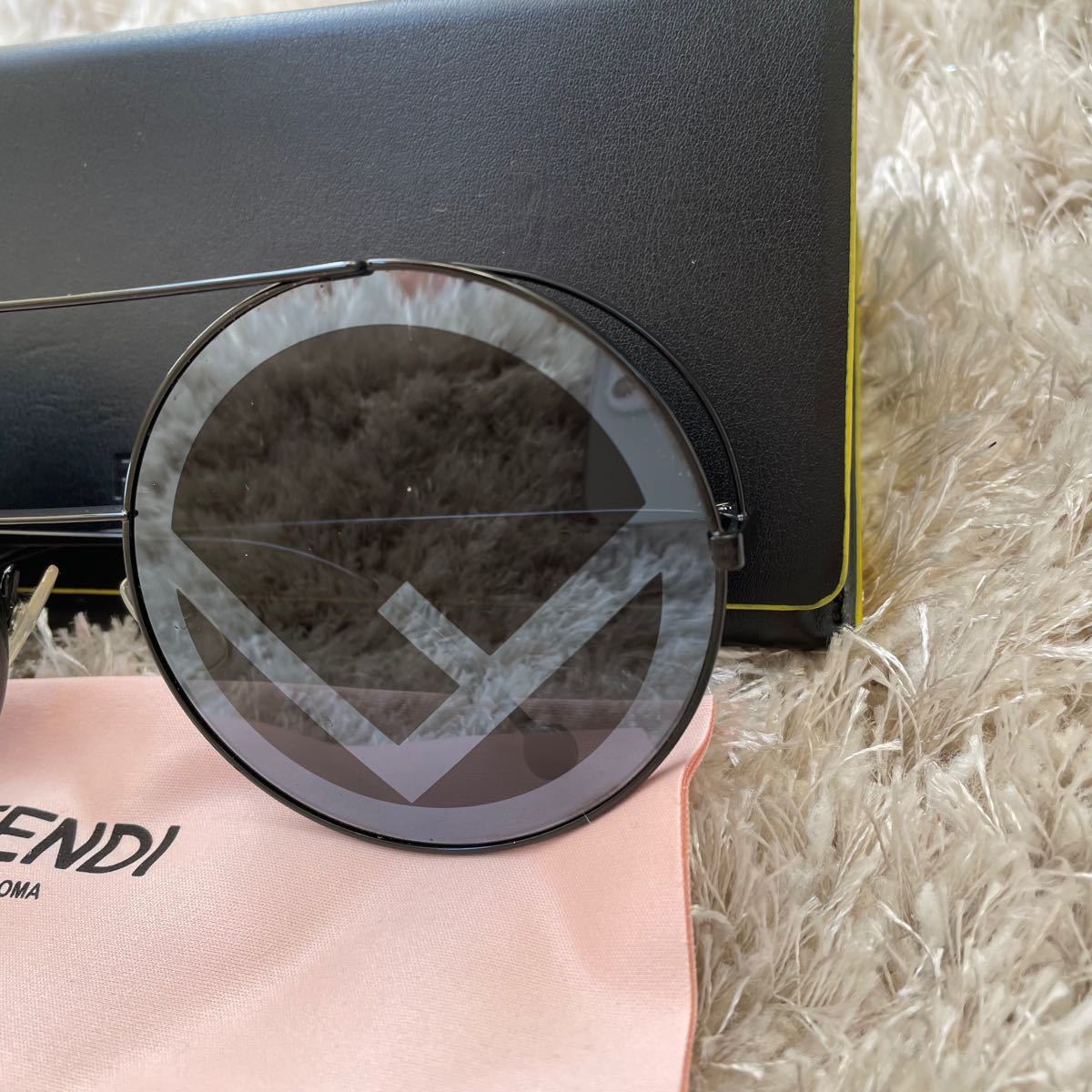 美品　フェンディ fendi FF サングラス　眼鏡　メガネ　アイウェア　ズッカ　ユニセックス　イタリア製