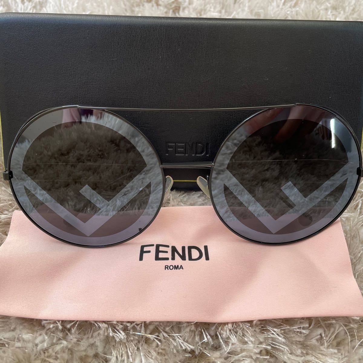 美品　フェンディ  fendi FF サングラス　眼鏡　メガネ　アイウェア　ズッカ　ユニセックス　イタリア製