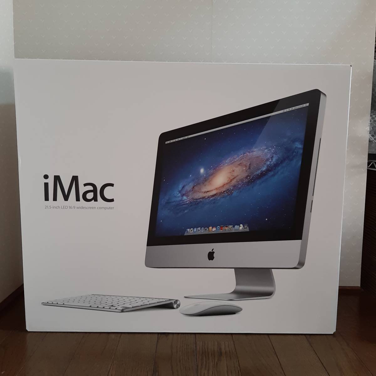 ヤフオク! - 送料無料 箱&付属品付き Apple iMac 21.5i...