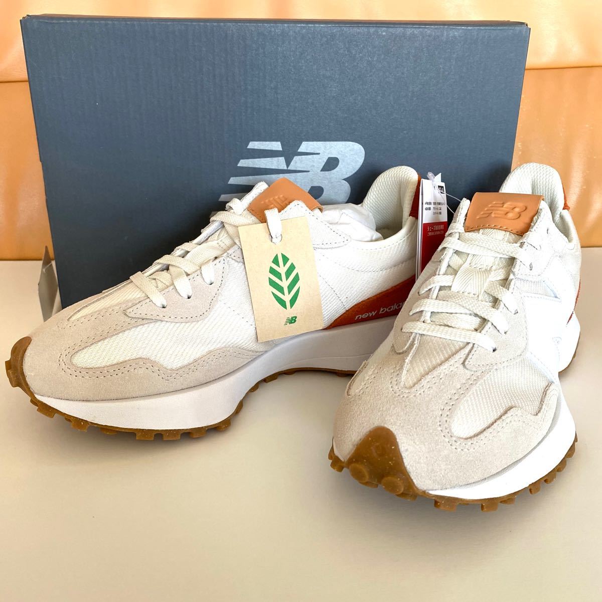 大人気!新品未使用!ニューバランス WS327 RA とっても可愛い 24.5