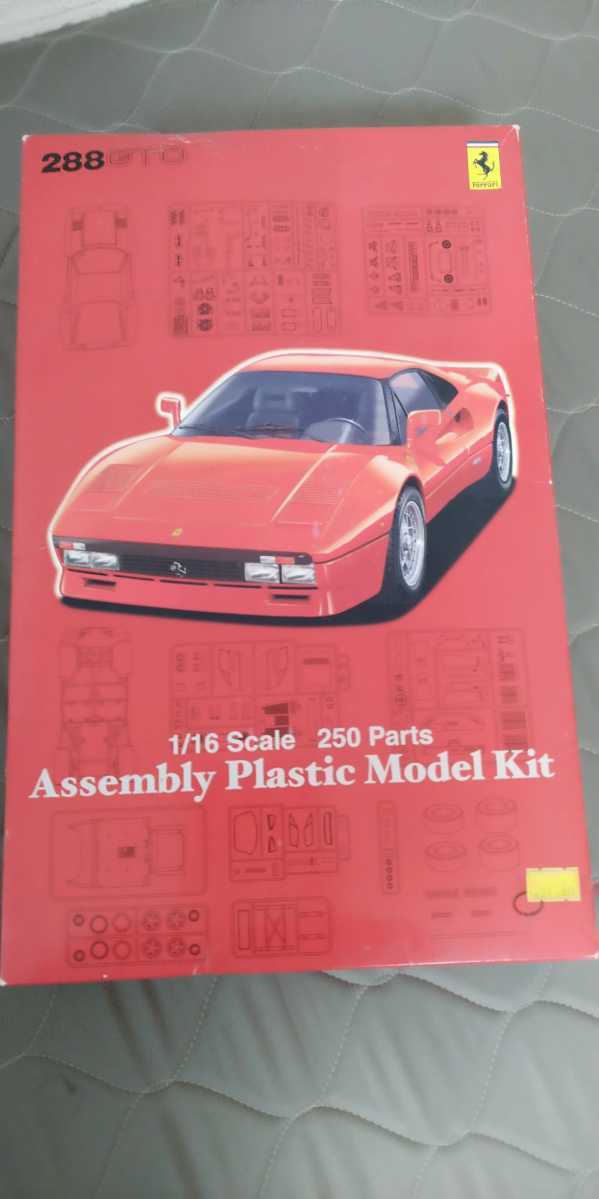 フジミ 1/16 フェラーリ 288GTO Enthusiast Model 未組立 訳あり品