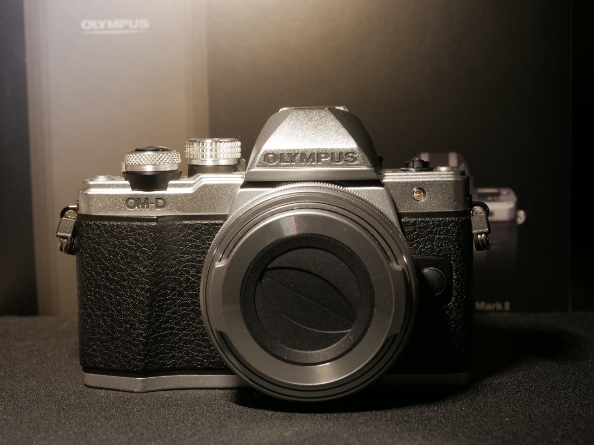 OLYMPUS ミラーレス一眼 em10mk2 カメラ デジタル一眼カメラ www