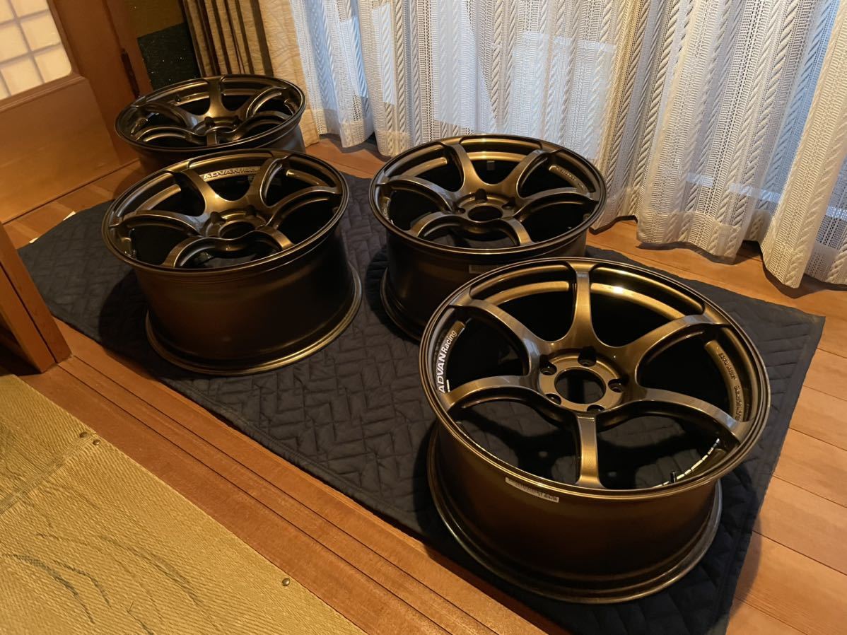 Yahoo!オークション - ADVAN アドバンRG3 RGⅢ 114.3 9.5J+45 Yahoo!オークション - ADVAN アドバンRG3 RGⅢ 114.3 9.5J+45