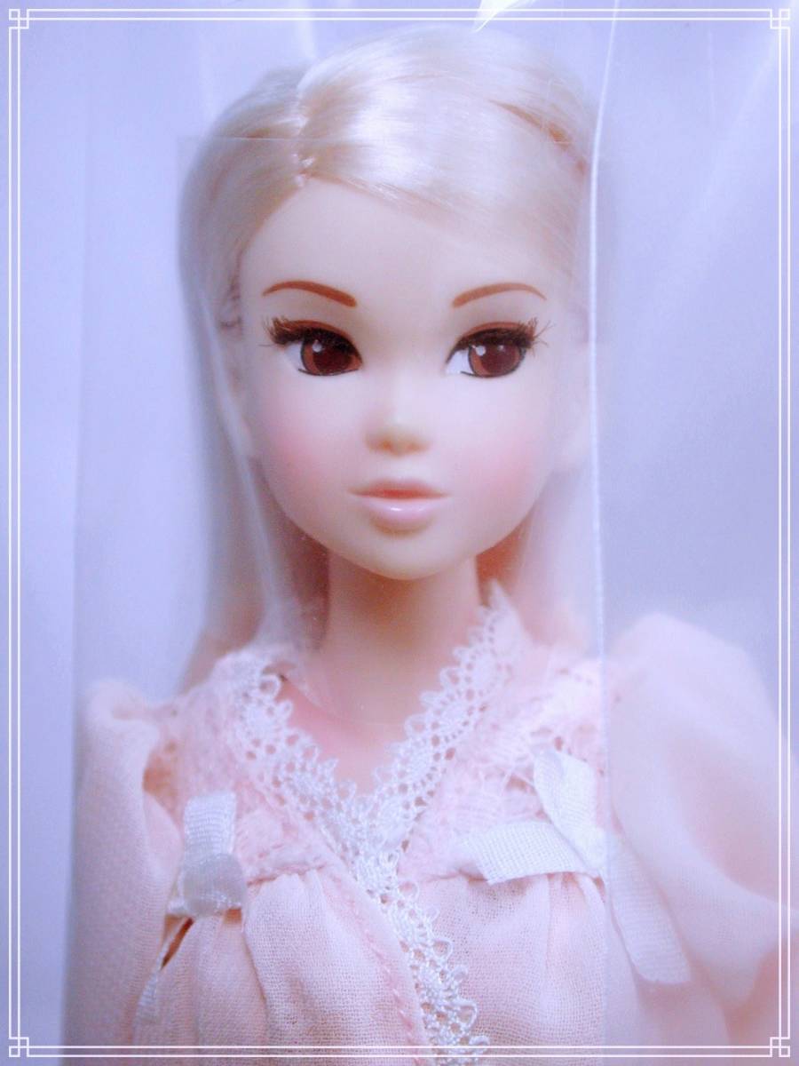 【28】 momoko DOLL 人形【 Midnight Rose 】 使用品 1/6 ドール セキグチ 本体 ミッドナイトローズ