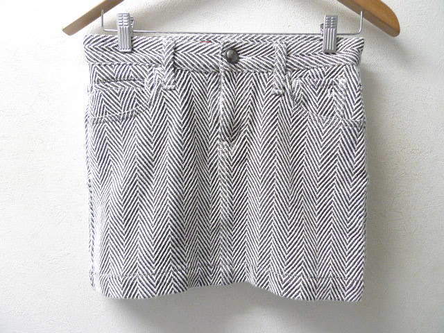 ◆ двойной   стандарт ... ...  товар в хорошем состоянии  DOUBLE STANDARD CLOTHING  ткань ...　 mini  юбка 　 размер  36  сделано в Японии   светло-серый   кузов 