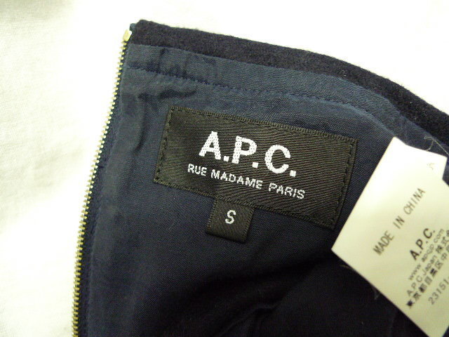 ◆国内正規 A.P.C APC アーペーセー　ウール 生地 ノースリーブ ワンピース　サイズS NAVY 美_画像3