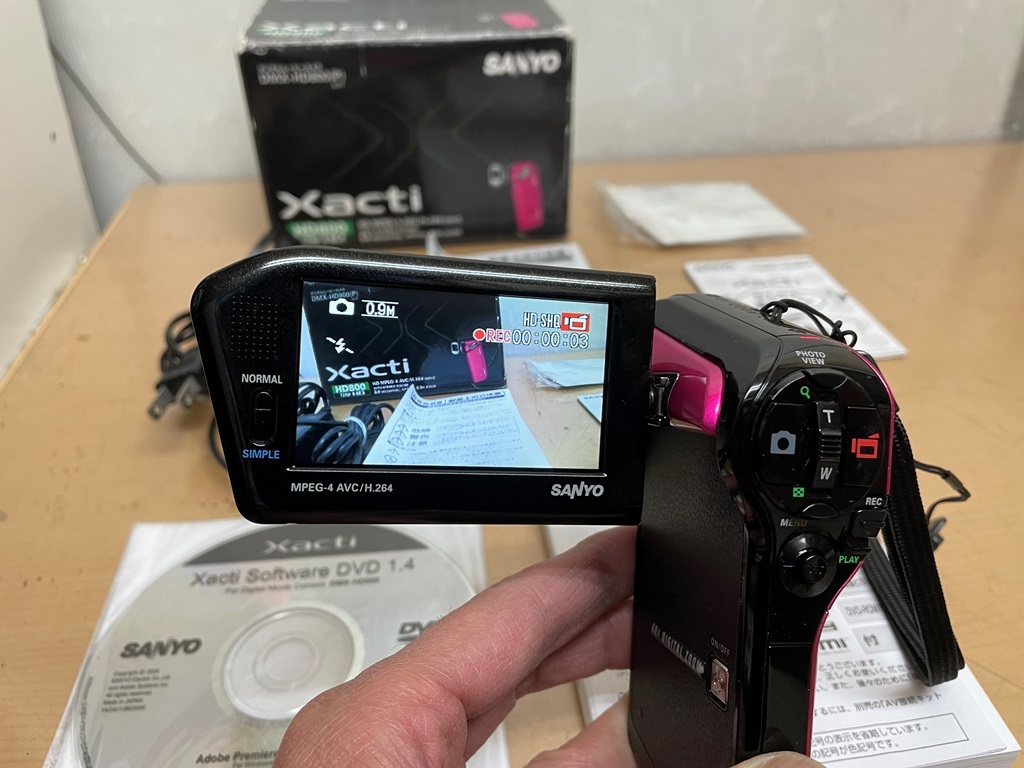 SANYO サンヨー デジタルムービーカメラ Xacti HD ザクティ DMX-HD800 ビデオカメラ SDカード1GB付(三洋電機)|売買されたオークション情報、yahooの商品情報をアーカイブ公開 - オークファン(aucfan.com) SANYO サンヨー デジタルムービーカメラ Xacti HD ザクティ DMX-HD800 ビデオカメラ SDカード1GB付(三洋電機)|売買されたオークション情報、yahooの商品情報をアーカイブ公開 - オークファン(aucfan.com)