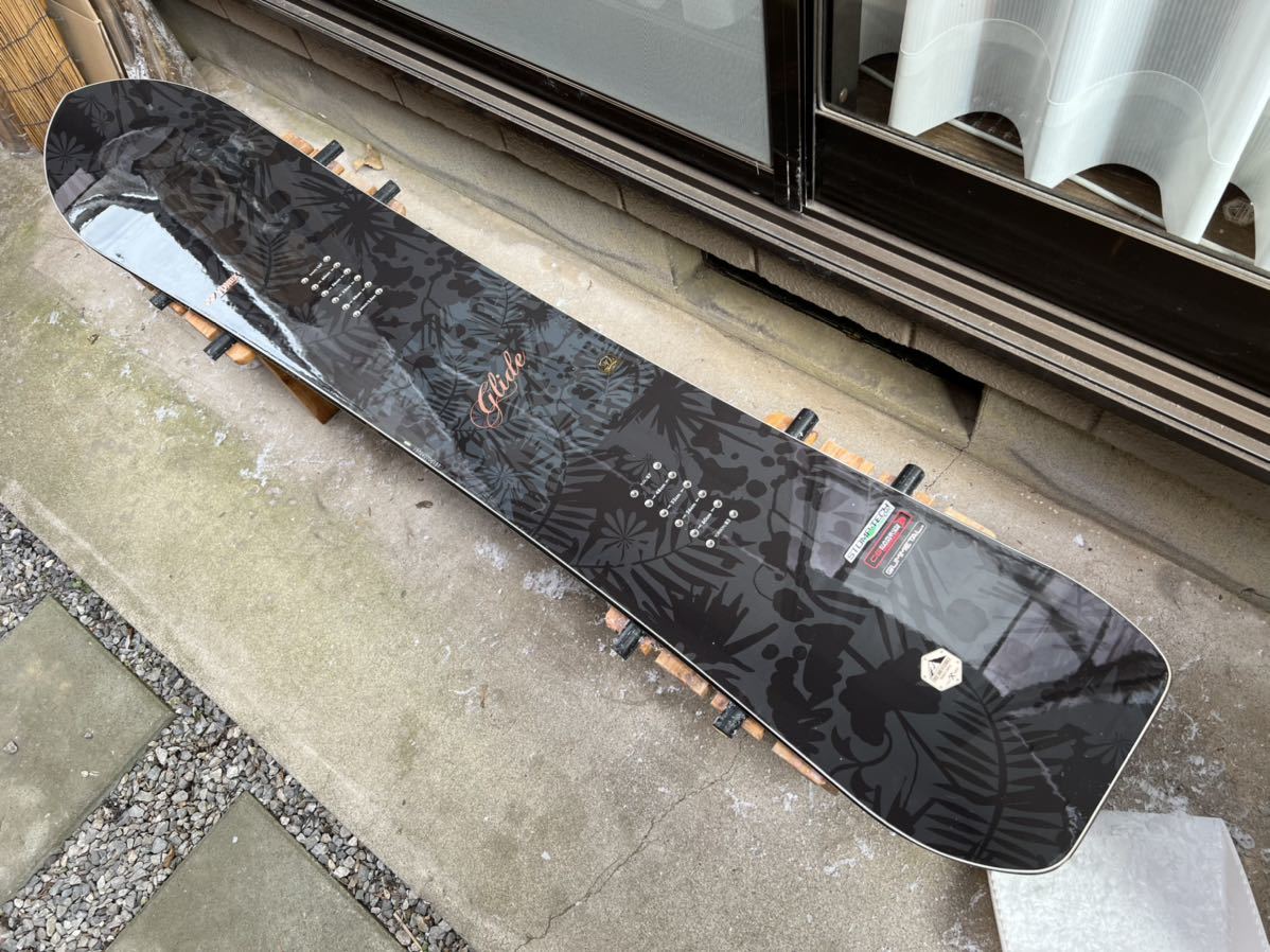 セール! Yonex 81 BASTARDS QUIVER 157㎝ パウダーボード