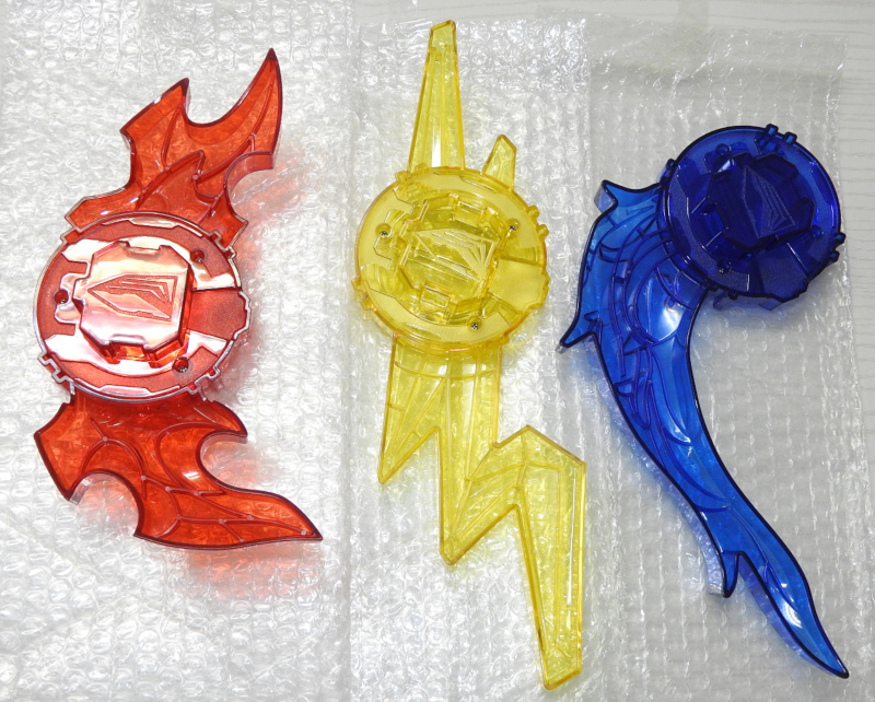 バンダイ 仮面ライダーセイバー 究極大聖剣 火炎剣烈火 水勢剣流水
