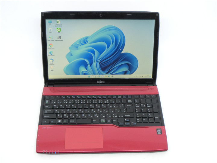 45%割引とっておきし新春福袋 最新Win11Pro/カメラ内蔵/中古/15.6型