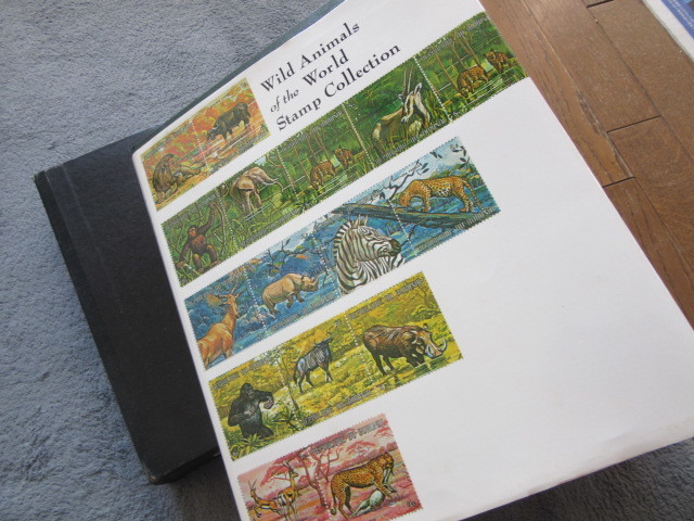 Wild Animals of the World Stamp Collection」世界の野生動物切手コレクション約48リーフ 大型バインダー収納 - 貨幣収集、切手収集 Wild Animals of the World Stamp Collection」世界の野生動物切手コレクション約48リーフ 大型バインダー収納 - 貨幣収集、切手収集
