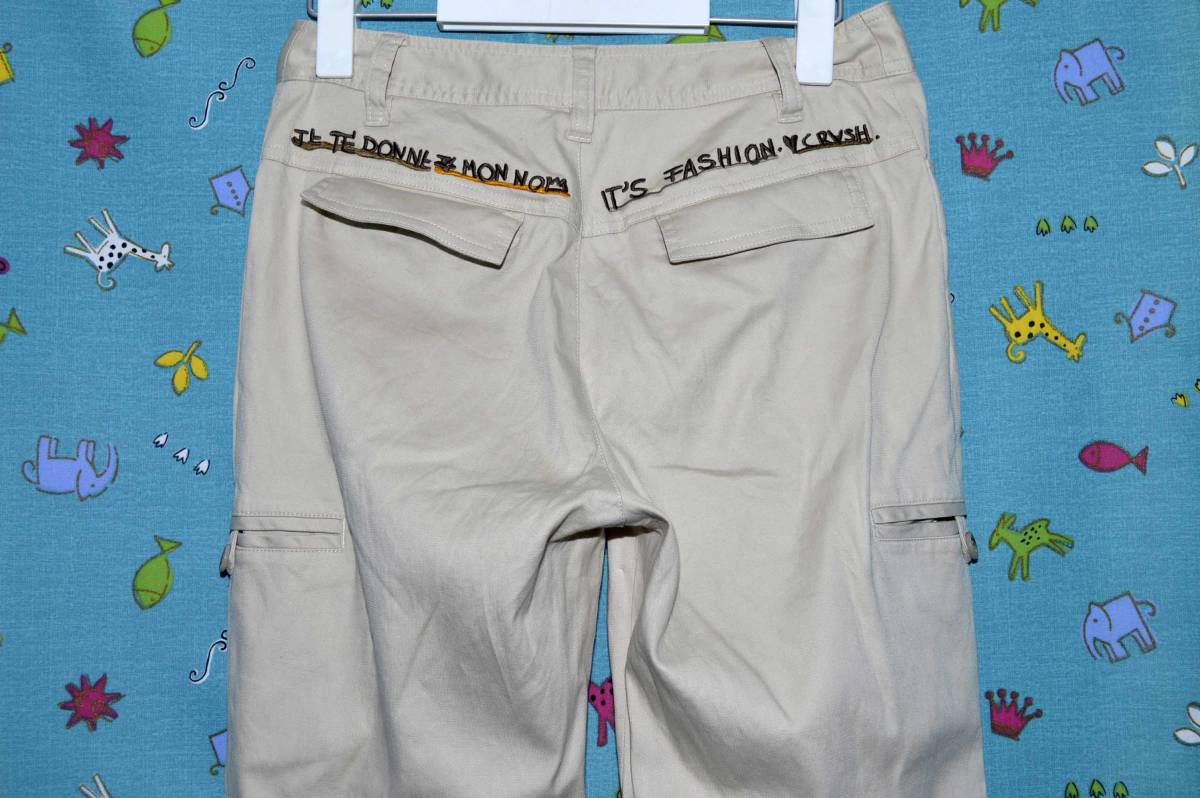 ＣＡＳＴＥＬＢＡＪＡＣ　ＳＰＯＲＴ　カステルバジャック・パンツ　ベージュ系色　バックの刺繍 サイズ：９（中古）_太もも両側にポケットが付きます。