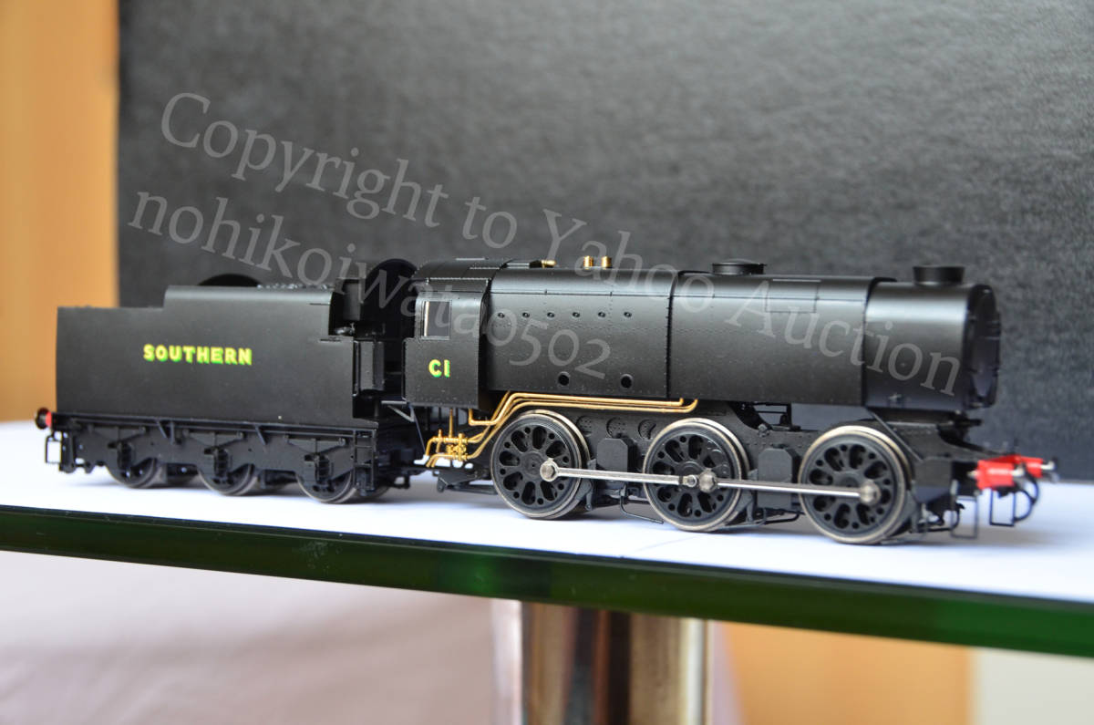 イギリス ヤフオク! - Hornby Locomotion NRM R3595 SR 0-6-0 Q1 Class