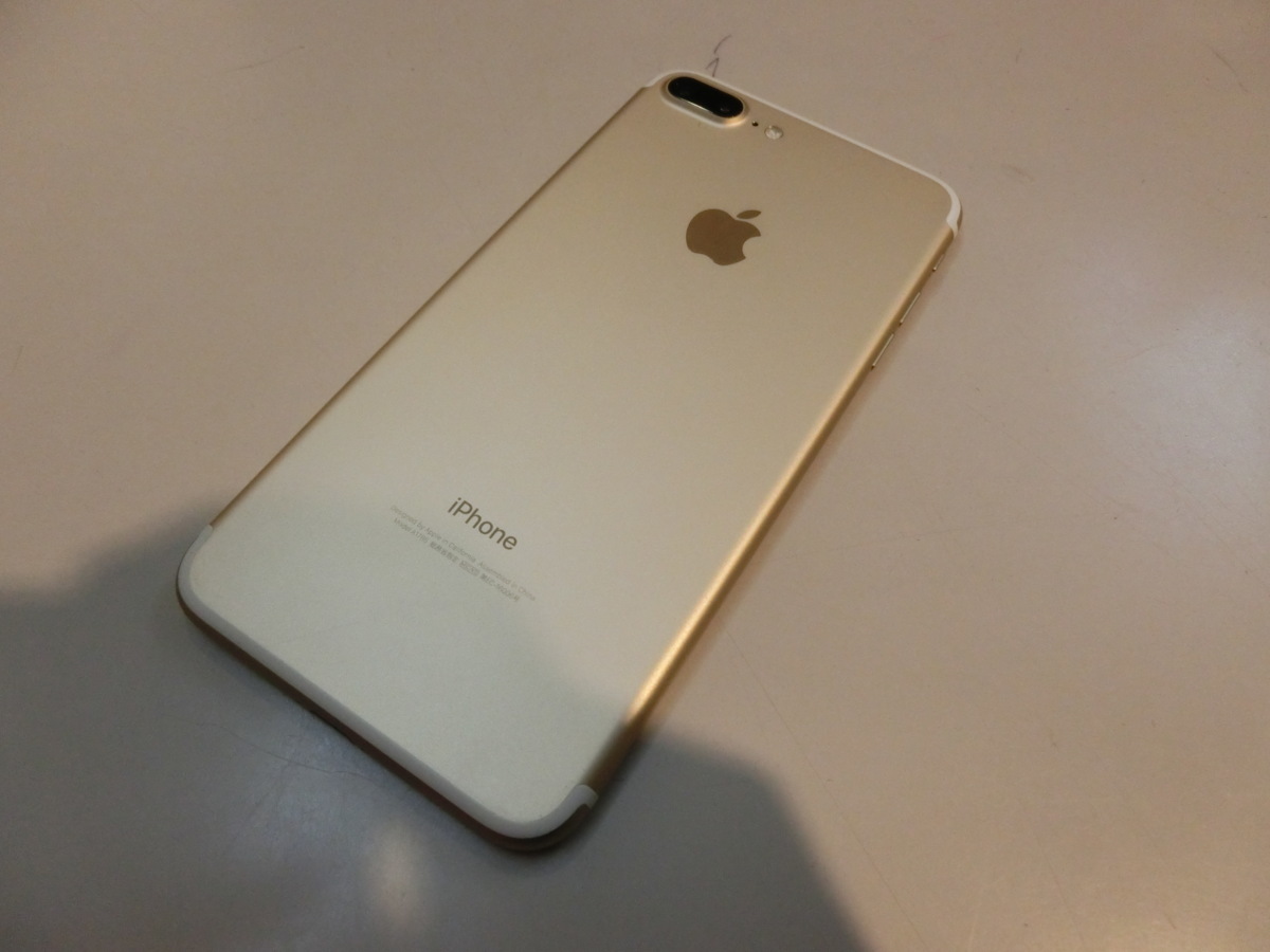 SIMフリー Apple iPhone7 Plus 128GB ゴールド 本体のみ(国内版SIM 