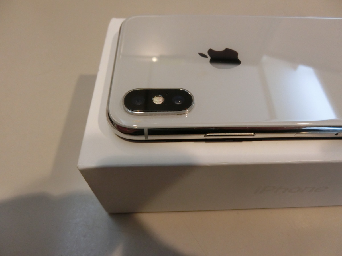 SIMフリー iPhoneX 64GB シルバー 品(iPhone)｜売買されたオークション 