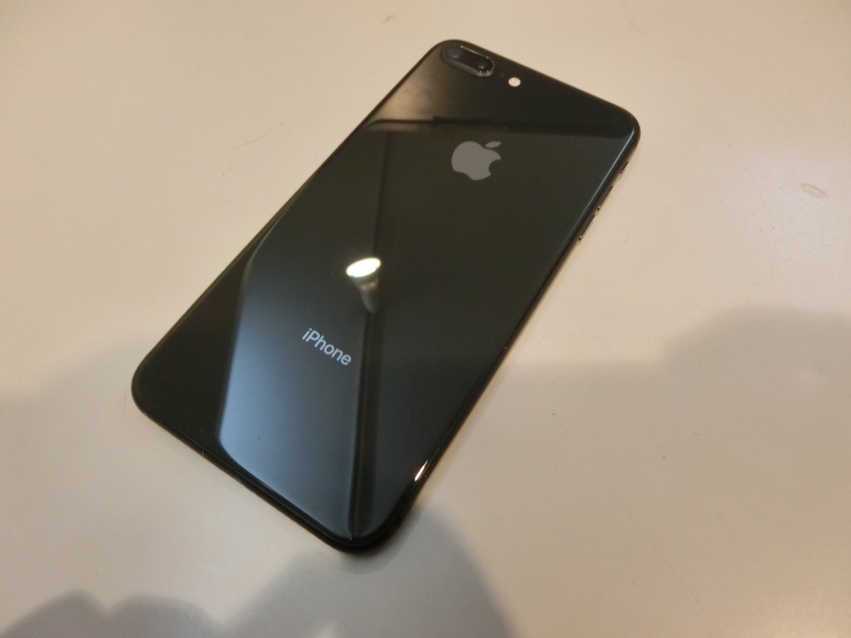 SIMフリー Apple iPhone8 Plus 256GB グレイ 品 本体のみ(iPhone 