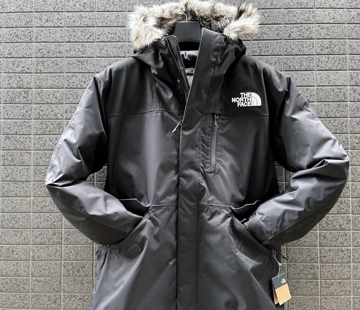 ◇モデル出品◇新品 XLサイズ ノースフェイス フード付グース ◇モデル出品◇新品 XLサイズ ノースフェイス フード付グース