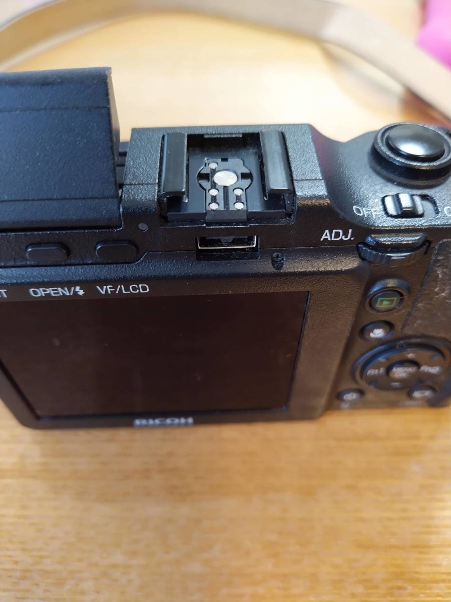 現金特価 RICOH デジタルカメラ GXR ボディ 170380 anelizecampos.com.br