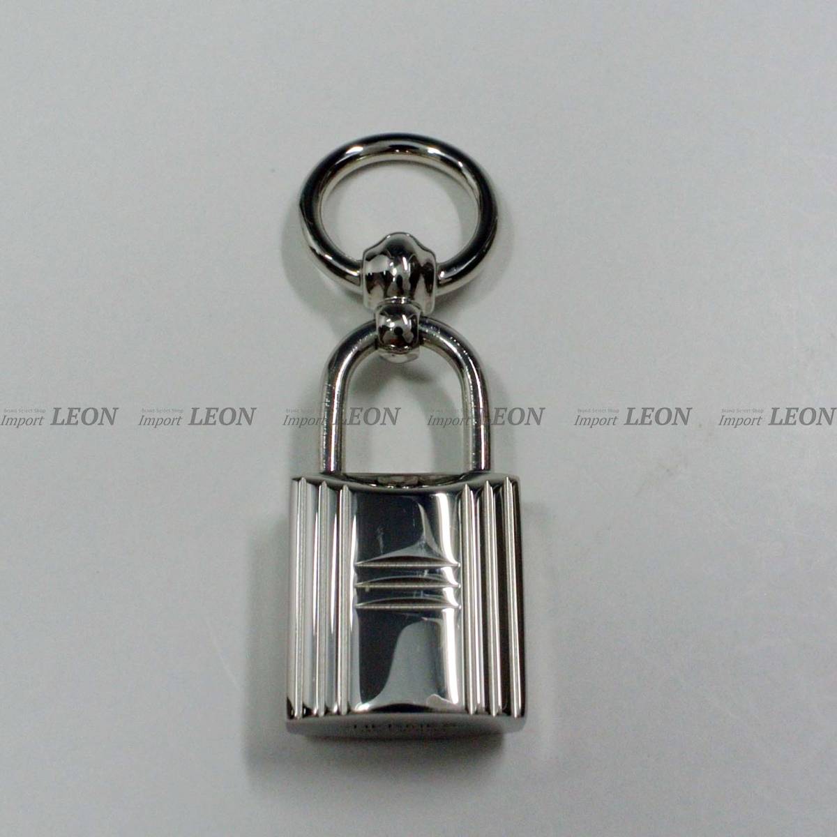 HERMES(エルメス)/スカーフリング ループ・チャーム・カデナ【新品