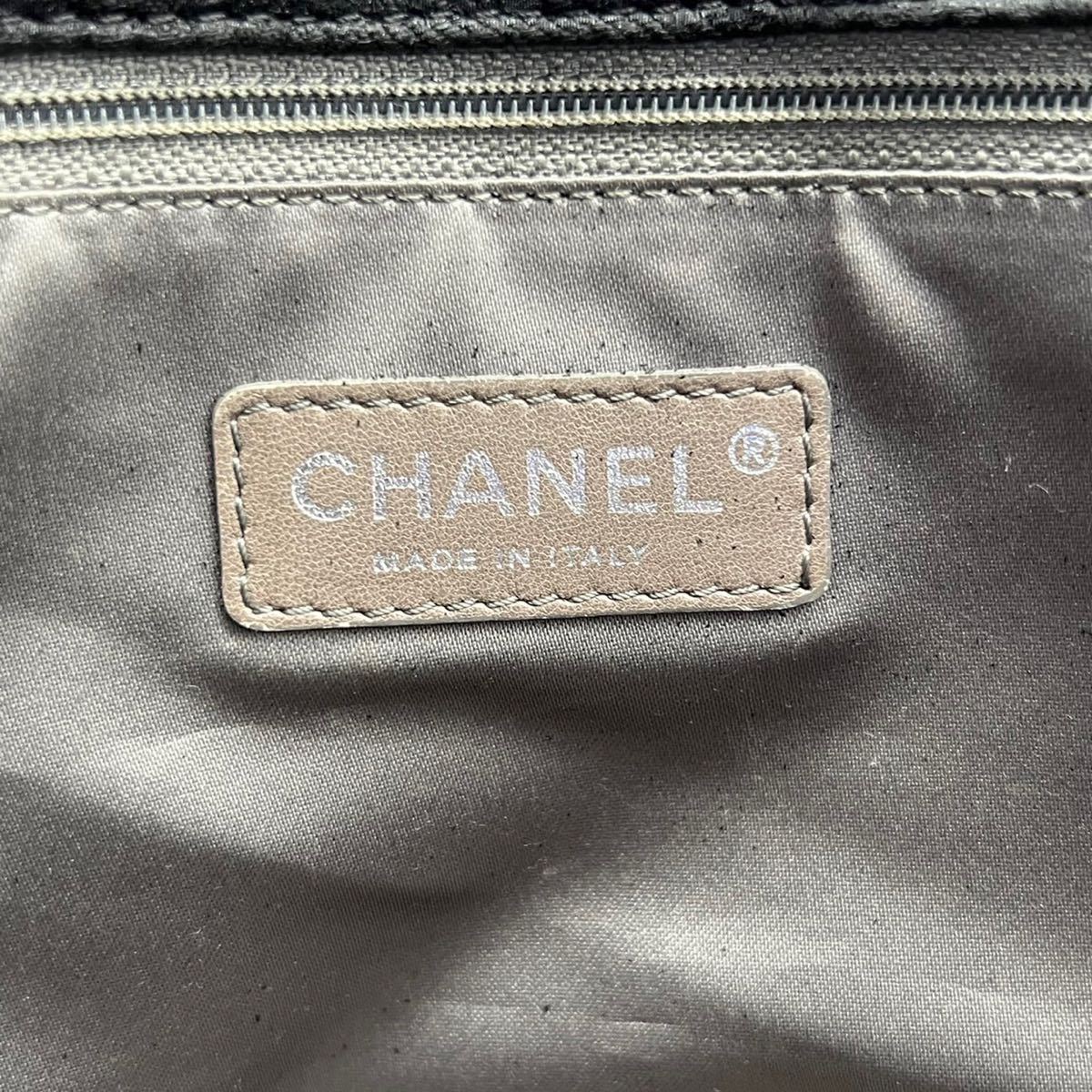 1円【美品】CHANEL シャネル マトラッセ Wチェーン ショルダーバッグ ココマーク フラップ シルバー金具 プッシュロック ブラック 確実正規_画像10