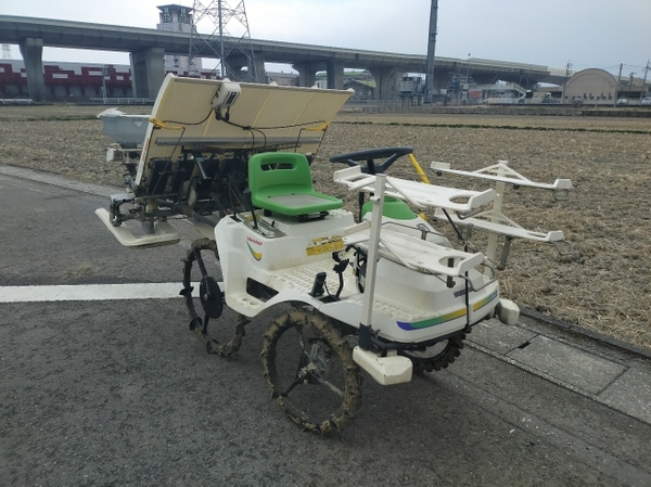 愛知県 一宮市 ヤンマー 田植機 Pe-1X 4条植 クランク式 愛知県 一宮市 ヤンマー 田植機 Pe-1X 4条植 クランク式